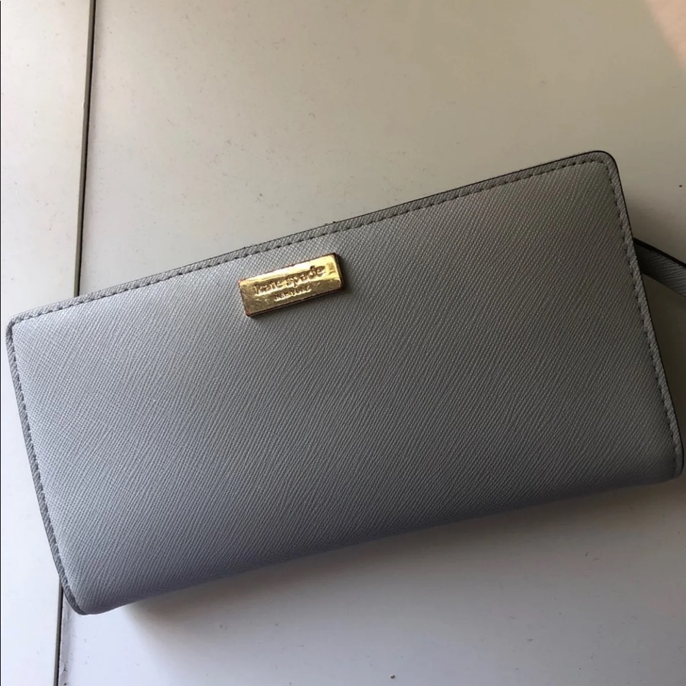 Kate Spade wallet ♠️